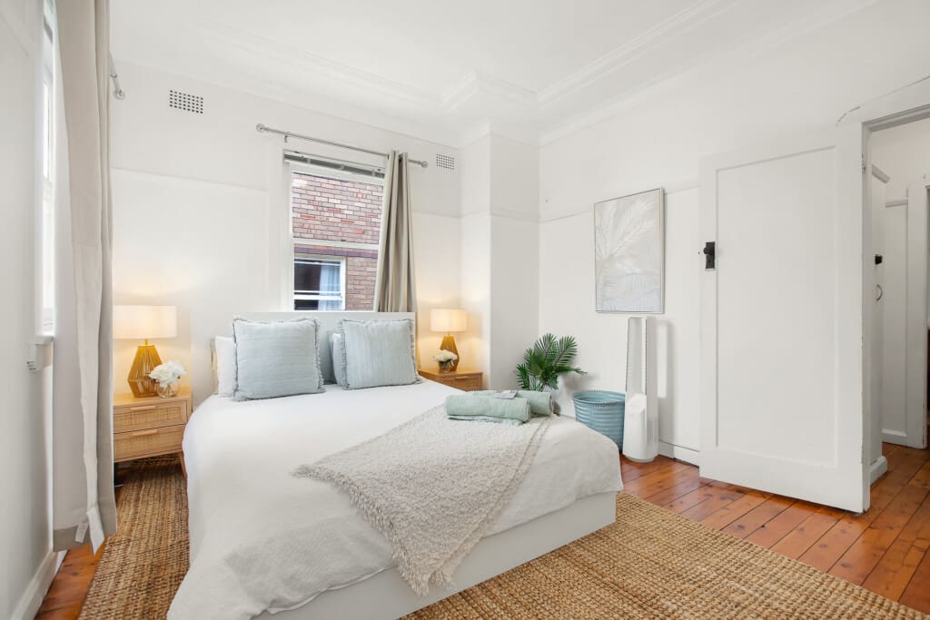 14 Eustace st Manly ITS 17 10 Victoria parade Manly 17